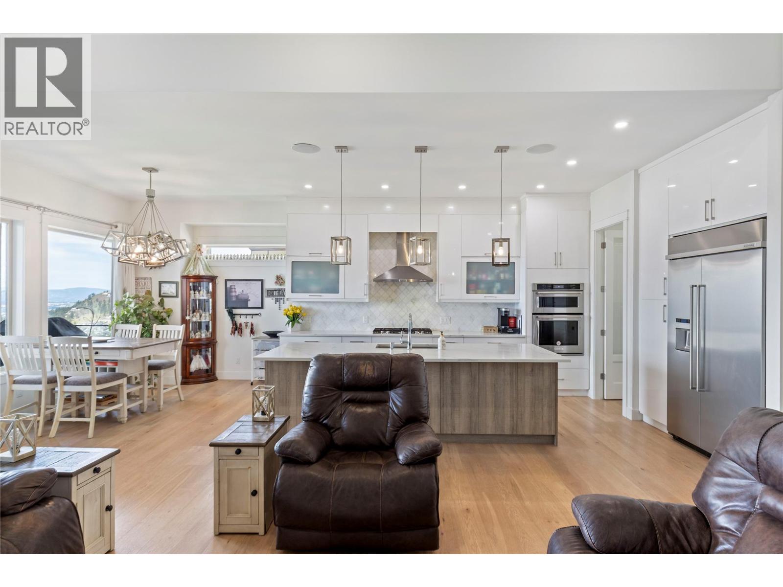 2202 Tramonto Court, Kelowna, British Columbia  V1P 1V1 - Photo 12 - 10372405