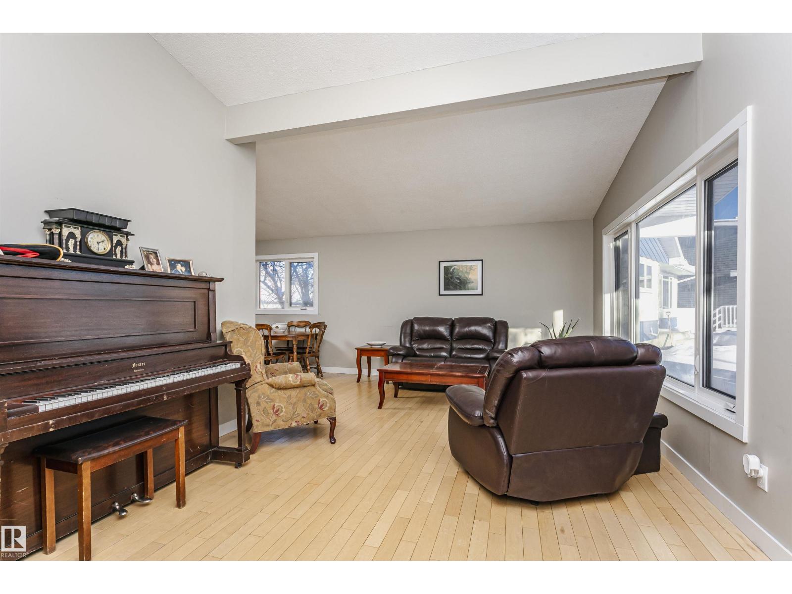 4436 117 St Nw, Edmonton, Alberta  T6J 1T9 - Photo 4 - E4469632