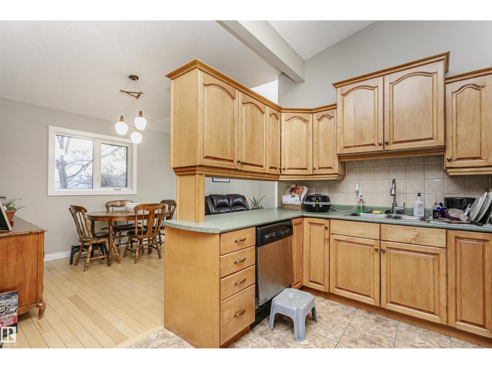 4436 117 St Nw, Edmonton, Alberta  T6J 1T9 - Photo 11 - E4469632