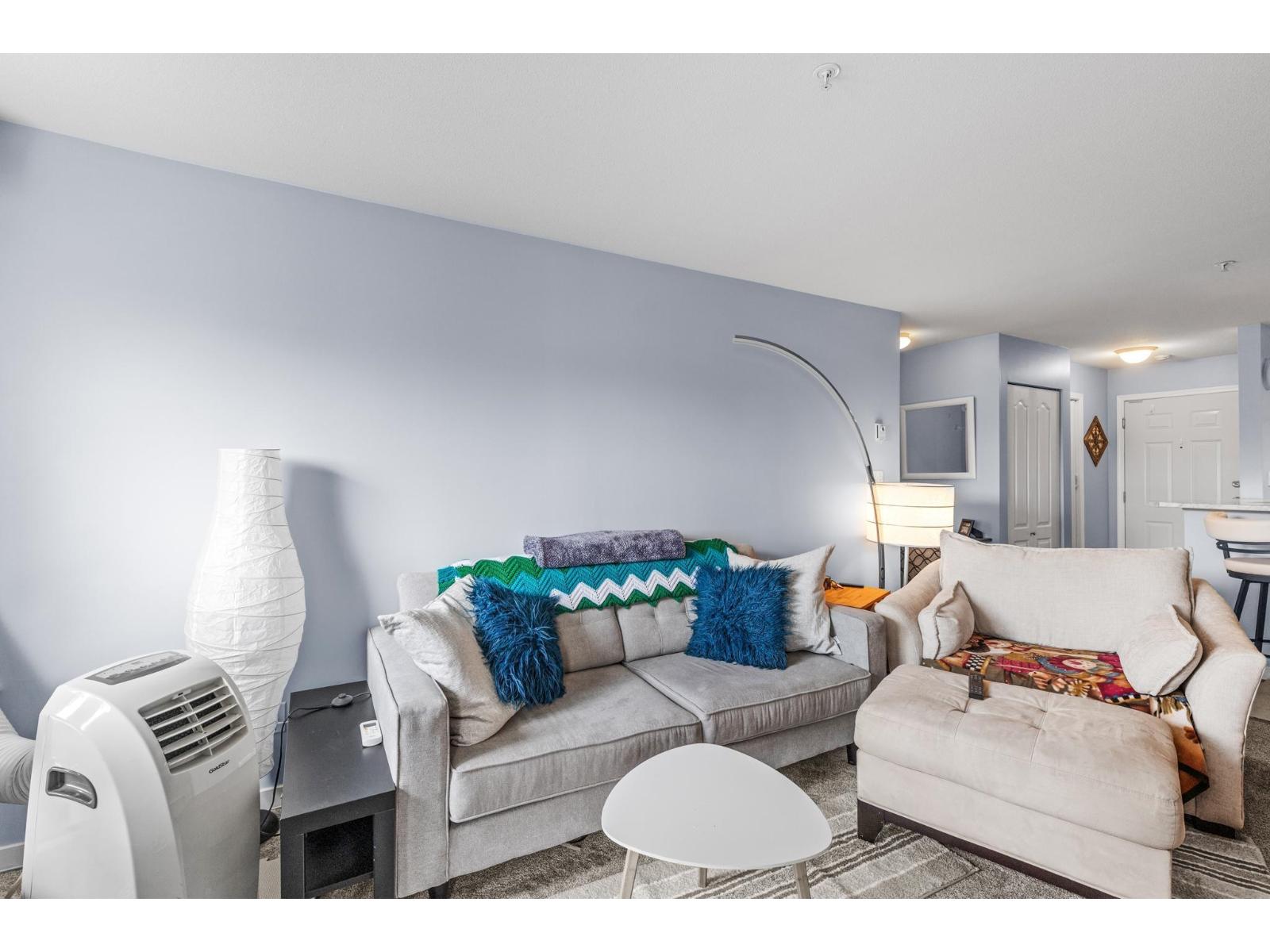 407 33708 King Road, Abbotsford, British Columbia  V2S 8C6 - Photo 2 - R3058794