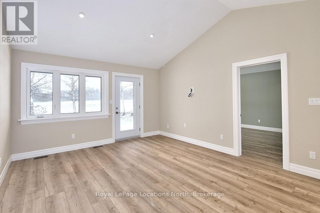 119 Dove Drive, Blue Mountains, Ontario  N0H 2P0 - Photo 18 - X12682772