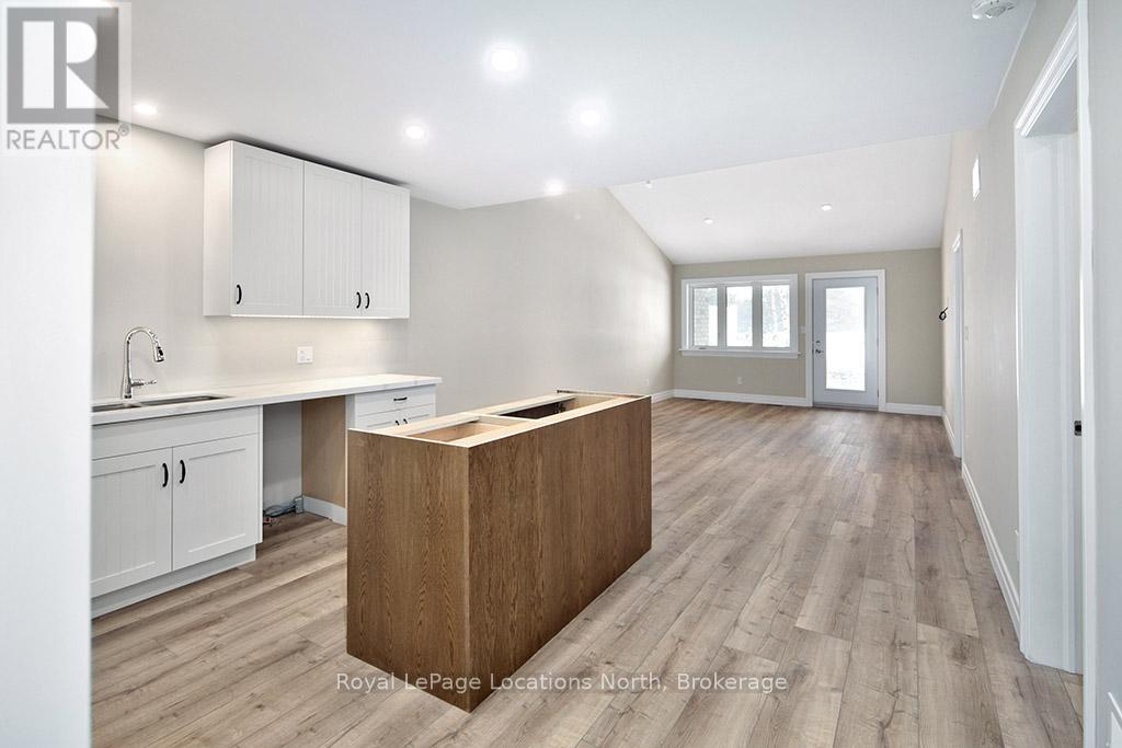 119 Dove Drive, Blue Mountains, Ontario  N0H 2P0 - Photo 8 - X12682772