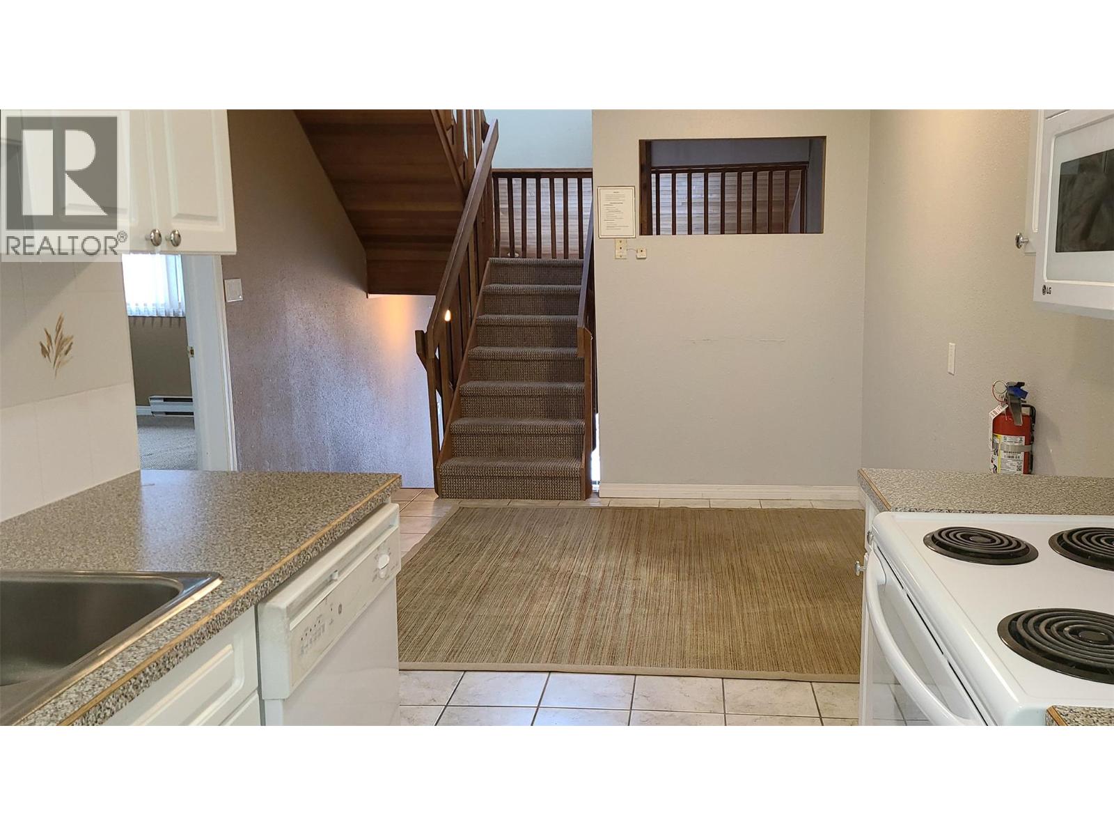 930 Dogwood Drive Unit# 1033, Kimberley, British Columbia V1A 2Y4 - Photo 9 - 10344151