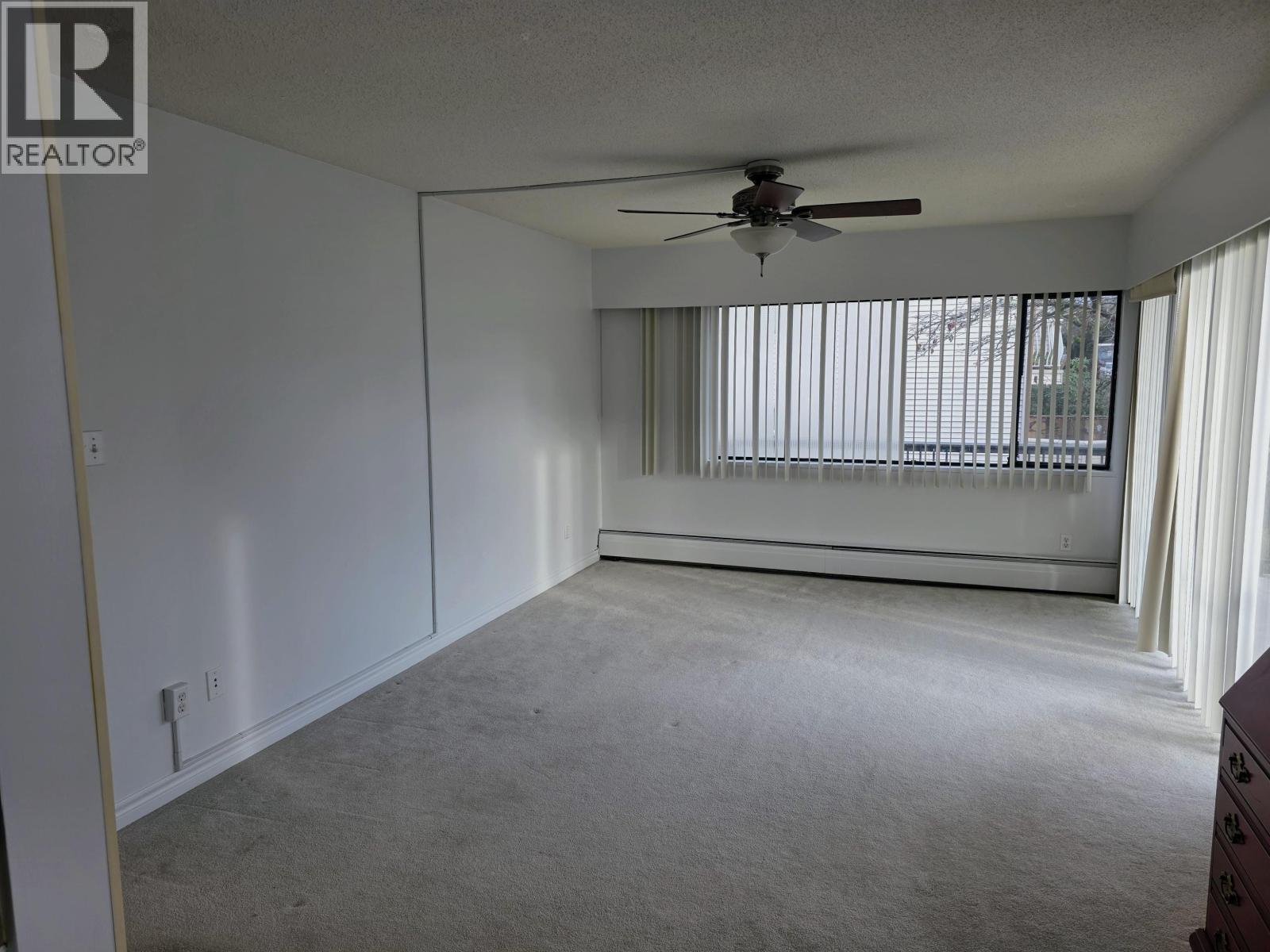 208 214 E 15th Street, North Vancouver, British Columbia  V7L 2R3 - Photo 6 - R3071193