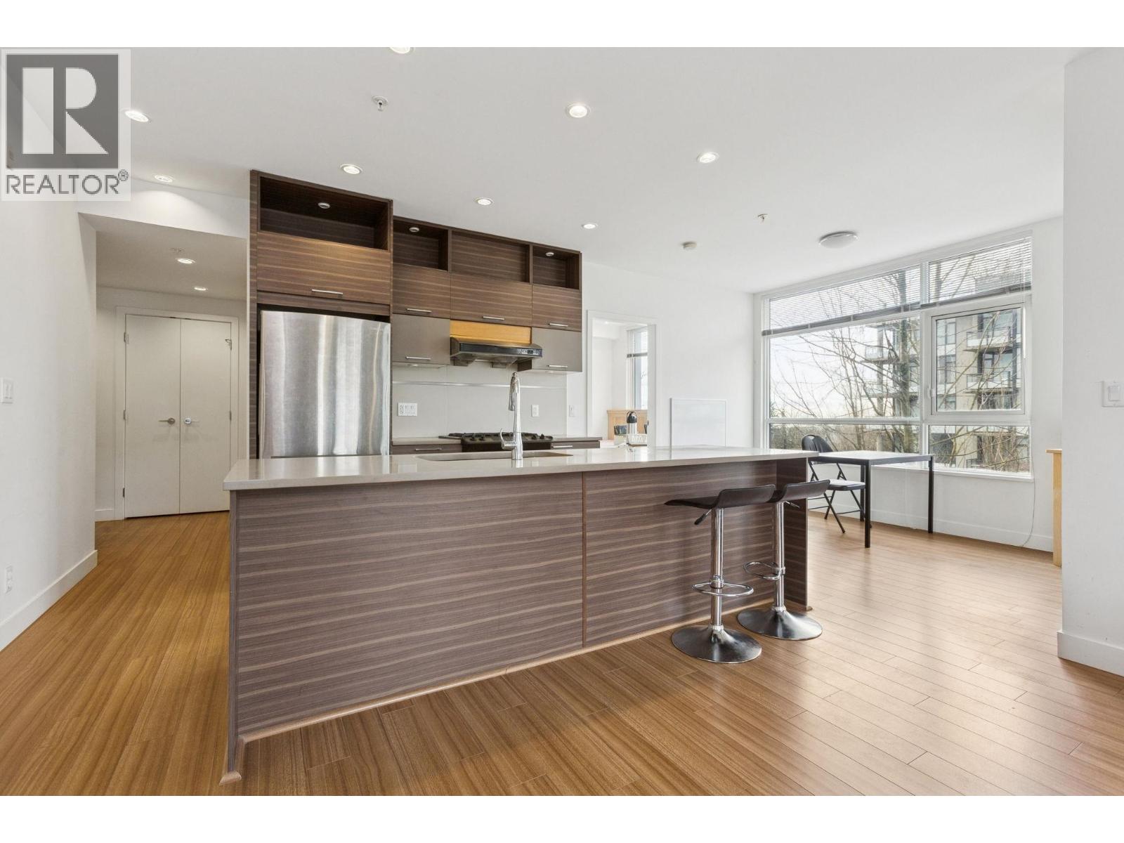 305 9150 University High Street, Burnaby, British Columbia  V5A 0C5 - Photo 4 - R3076481