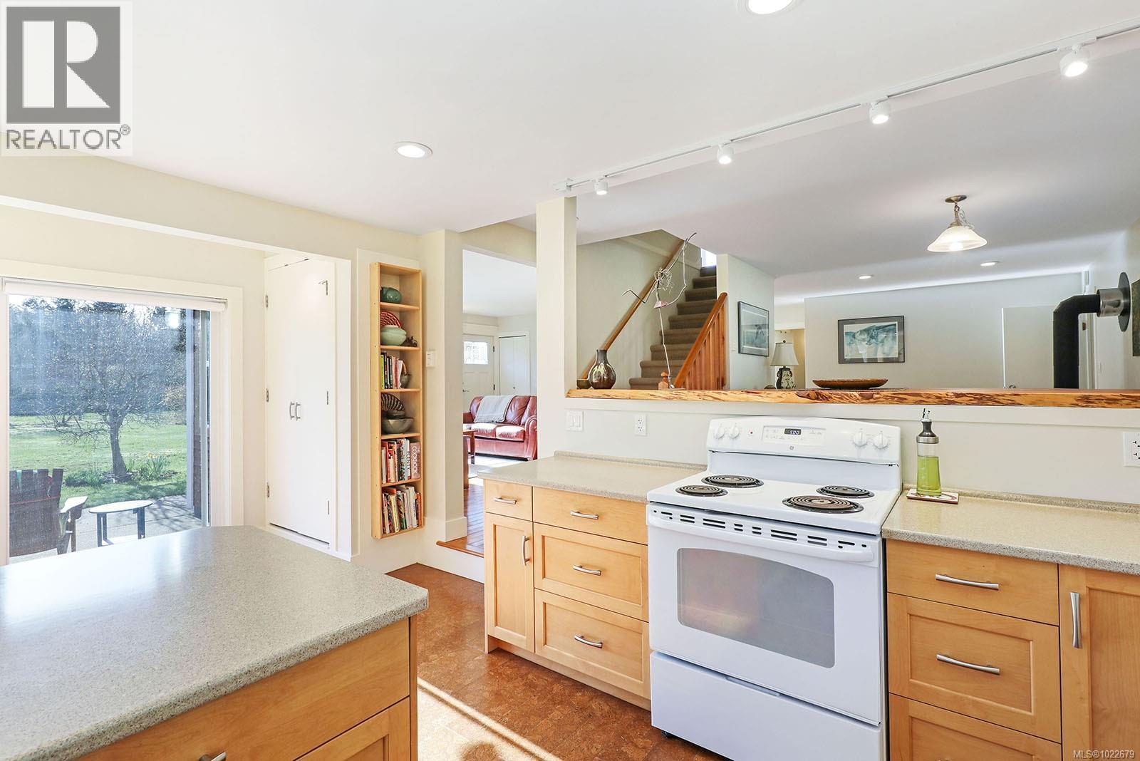 7792 Island Hwy N, Black Creek, British Columbia  V9J 1G5 - Photo 26 - 1022679