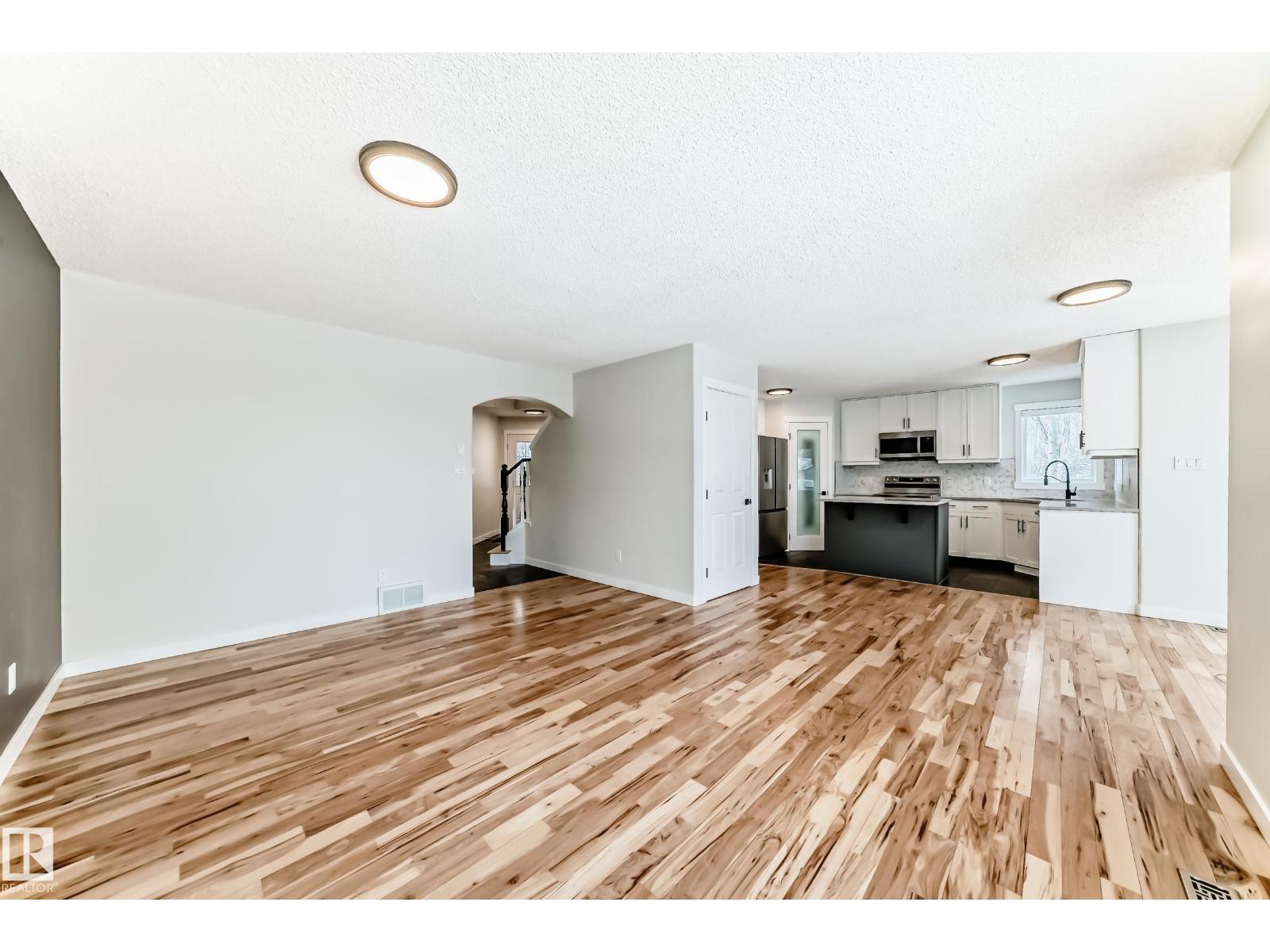 8 Creekside Wy, Spruce Grove, Alberta  T7X 3Y7 - Photo 24 - E4469635