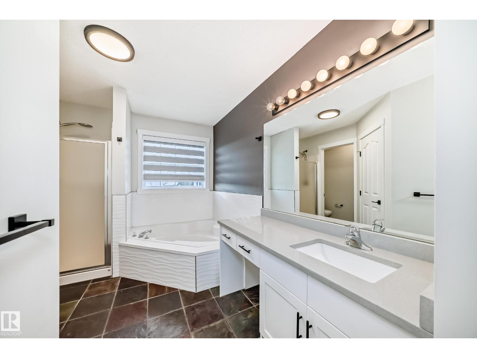 8 Creekside Wy, Spruce Grove, Alberta  T7X 3Y7 - Photo 35 - E4469635