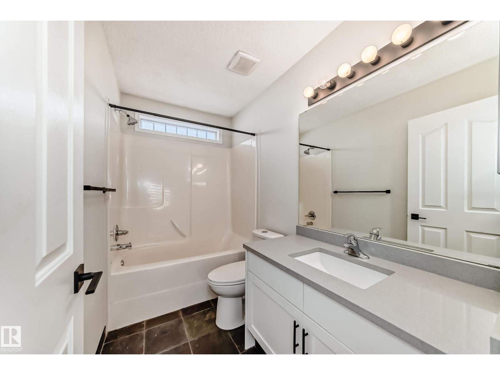 8 Creekside Wy, Spruce Grove, Alberta  T7X 3Y7 - Photo 44 - E4469635