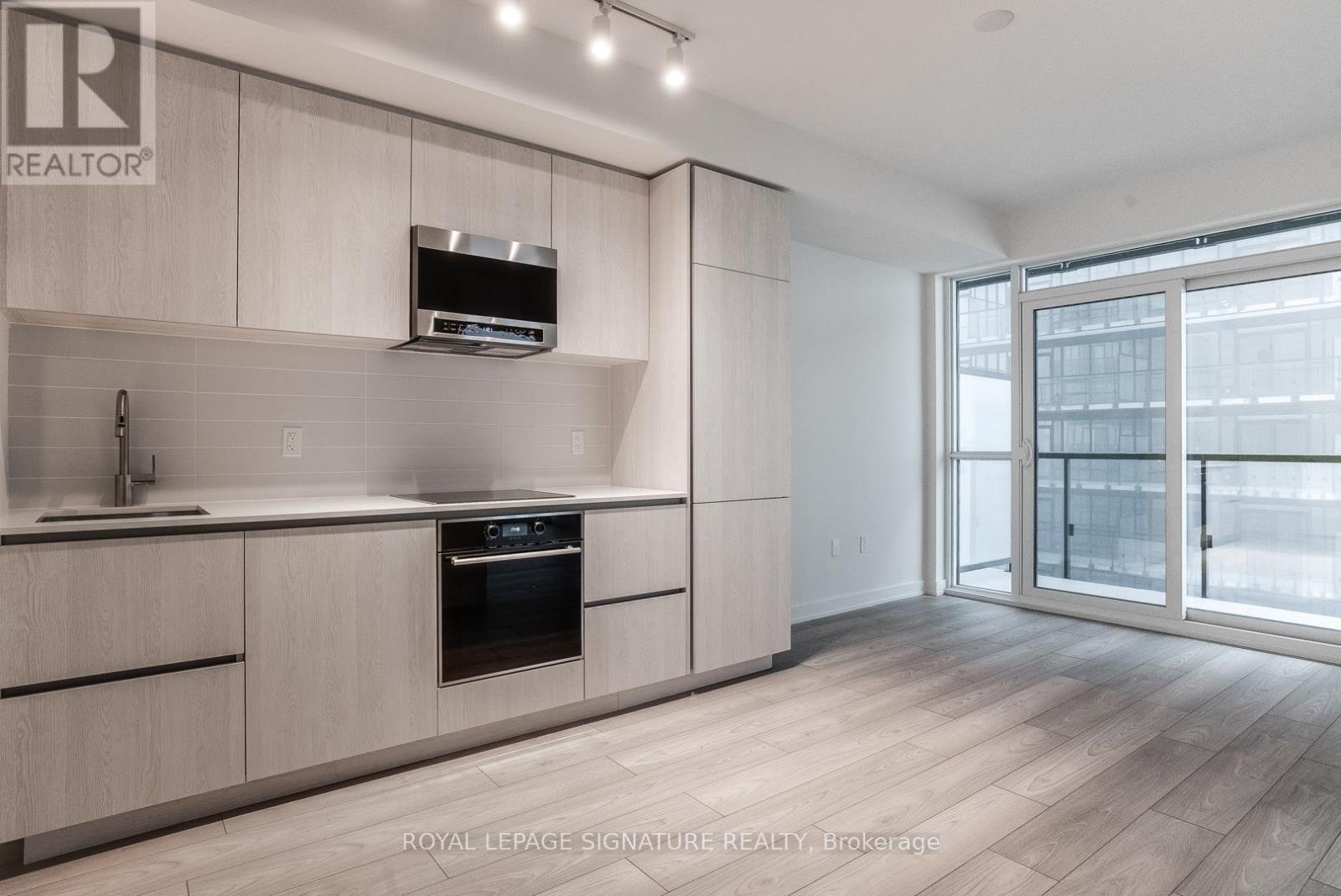 2209s - 110 Broadway Avenue, Toronto (Mount Pleasant West), Ontario  M4P 1V7 - Photo 4 - C12682780