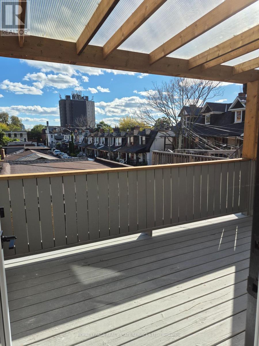 2nd Flr - 1073 College Street, Toronto (Little Portugal), Ontario  M6H 1B2 - Photo 14 - C12682786