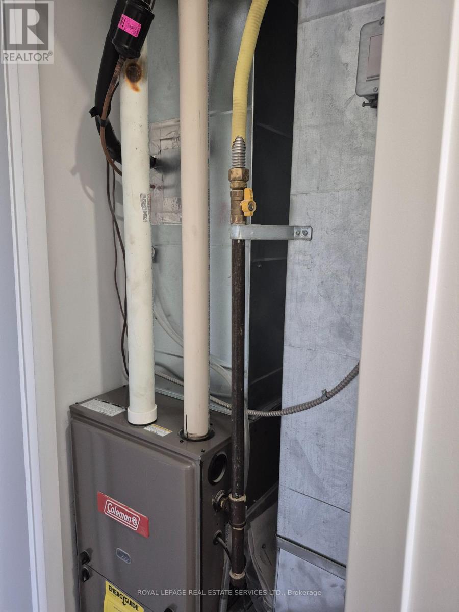 2nd Flr - 1073 College Street, Toronto (Little Portugal), Ontario  M6H 1B2 - Photo 29 - C12682786