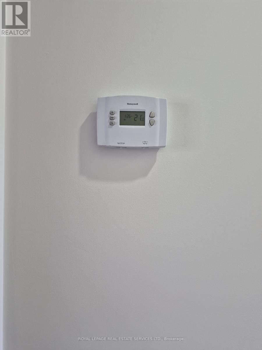 2nd Flr - 1073 College Street, Toronto (Little Portugal), Ontario  M6H 1B2 - Photo 30 - C12682786