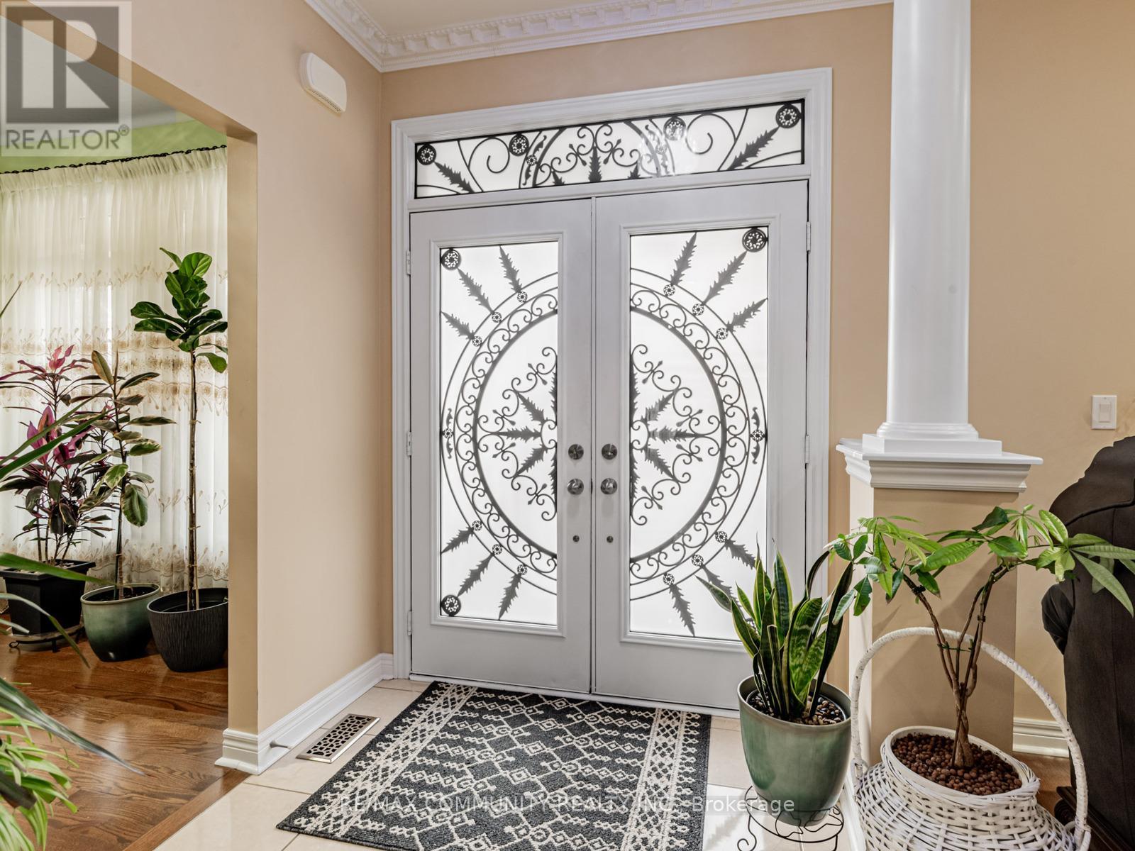 27 Windyton Avenue, Markham, Ontario  L6B 0V5 - Photo 4 - N12682816