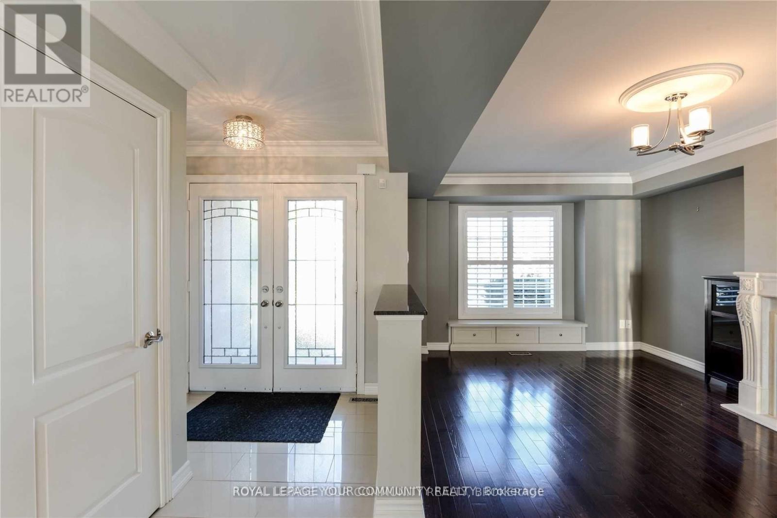 21 Elderbrook Crescent, Vaughan, Ontario  L4K 5M3 - Photo 6 - N12682822