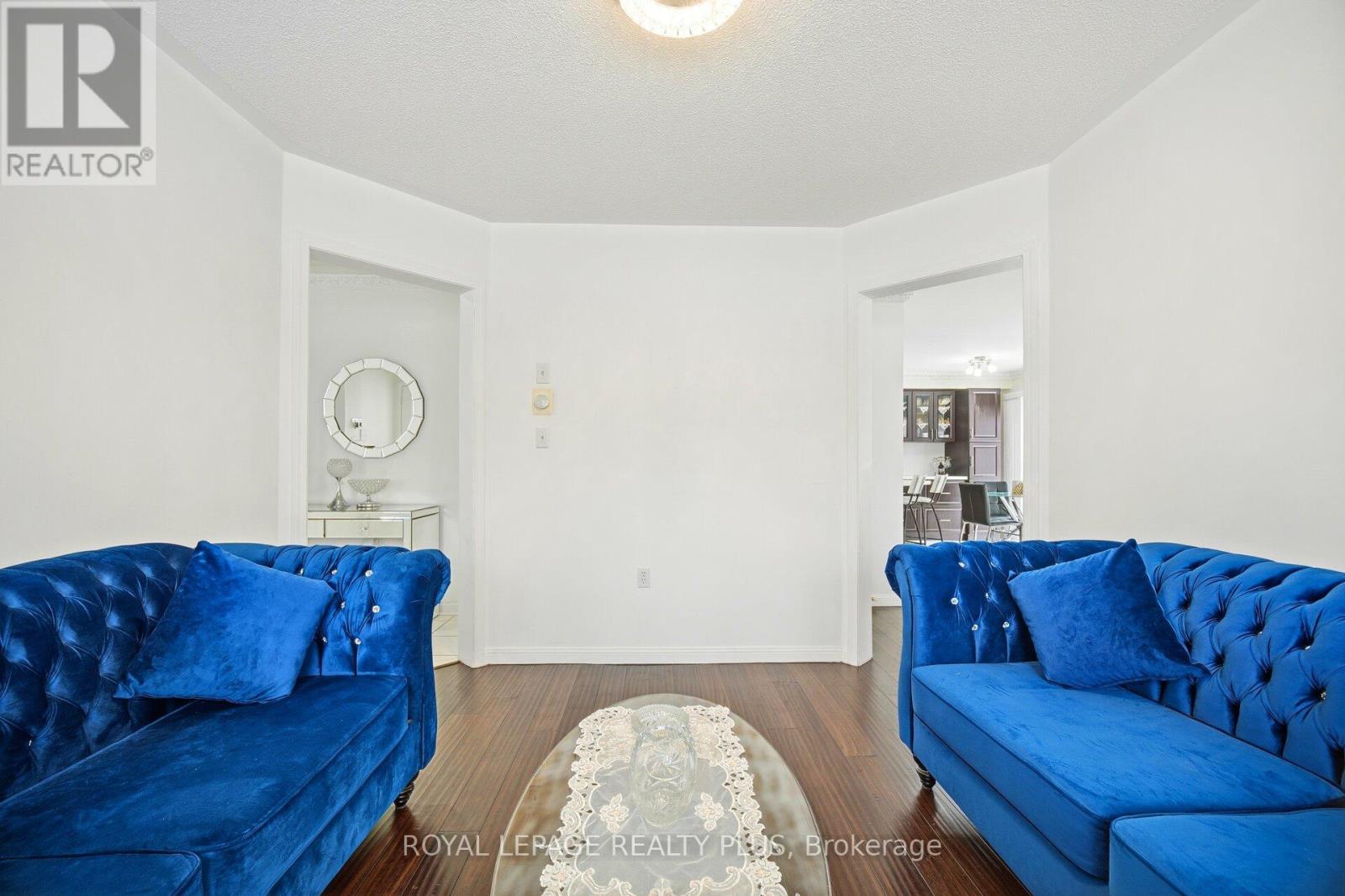 387 Brisdale Drive, Brampton, Ontario  L7A 3K7 - Photo 13 - W12682804