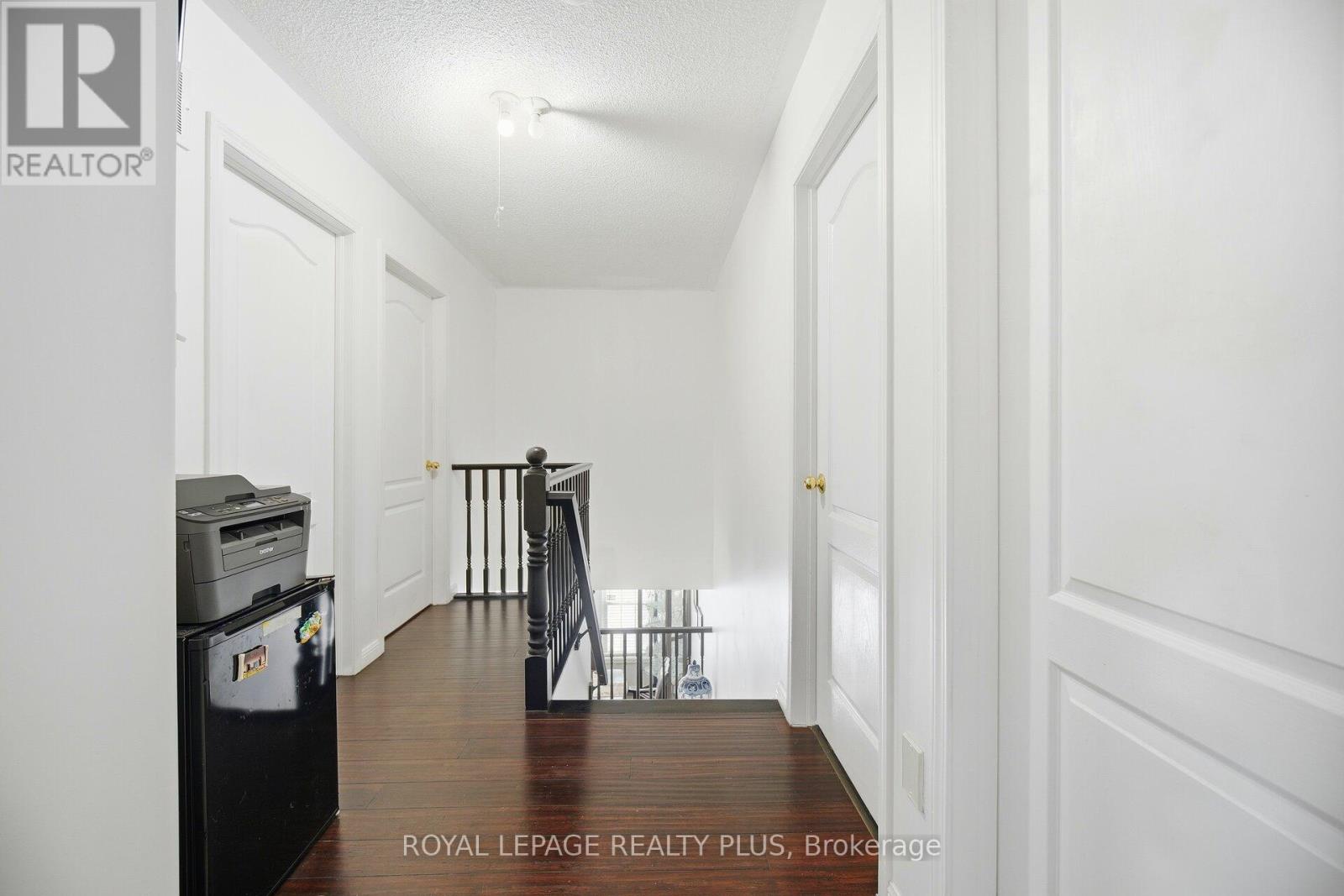 387 Brisdale Drive, Brampton, Ontario  L7A 3K7 - Photo 24 - W12682804