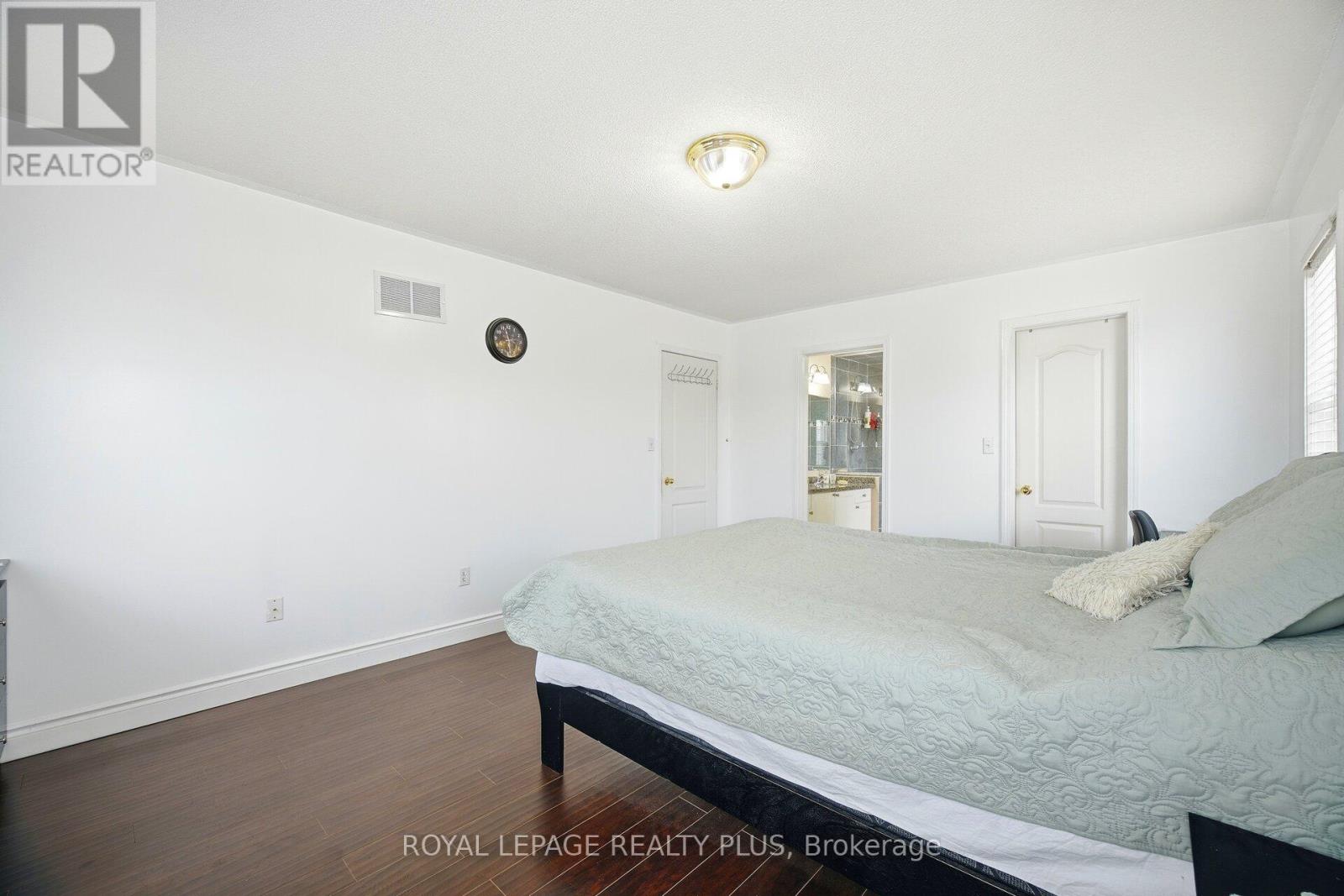 387 Brisdale Drive, Brampton, Ontario  L7A 3K7 - Photo 26 - W12682804