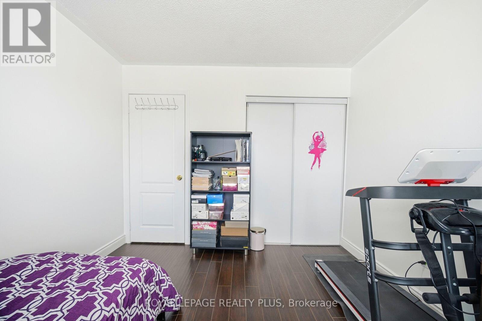 387 Brisdale Drive, Brampton, Ontario  L7A 3K7 - Photo 33 - W12682804