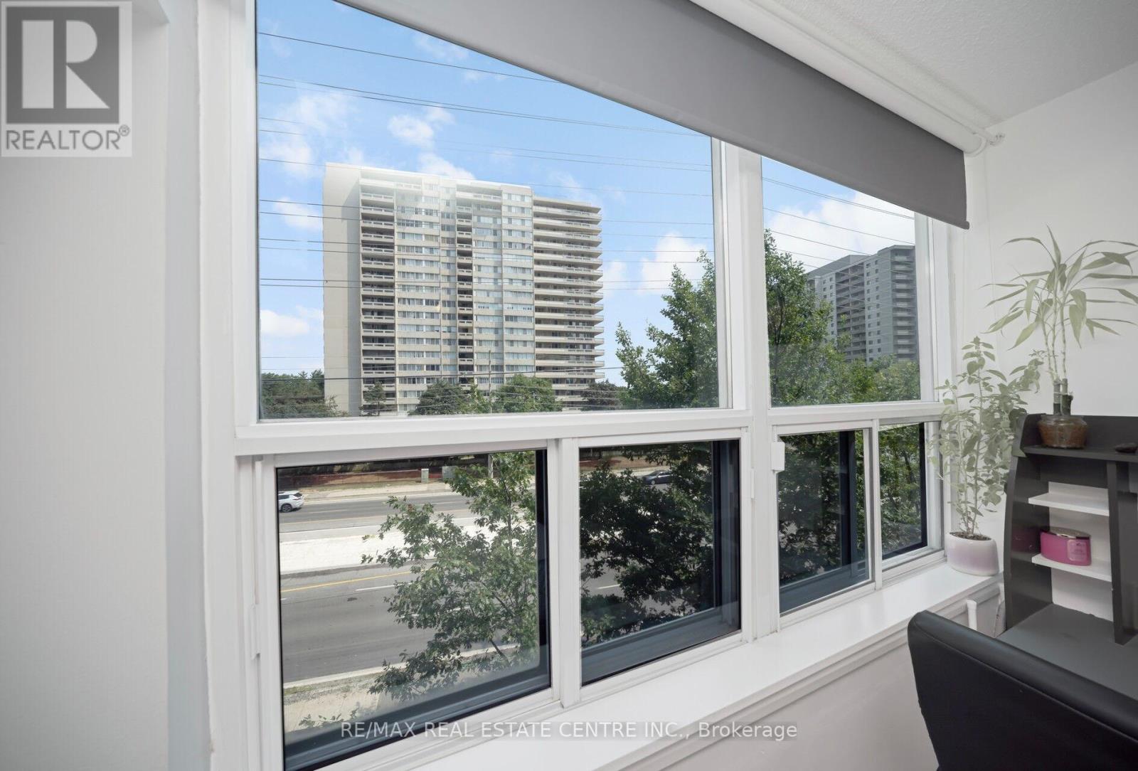 302 - 1 Elm Drive, Mississauga, Ontario  L5B 4M1 - Photo 28 - W12682832