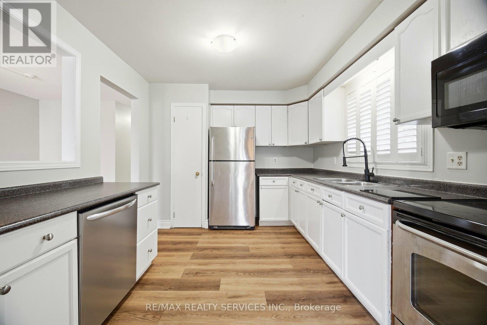 15 Margaret Street, Thorold, Ontario  L0S 1K0 - Photo 16 - X12682790