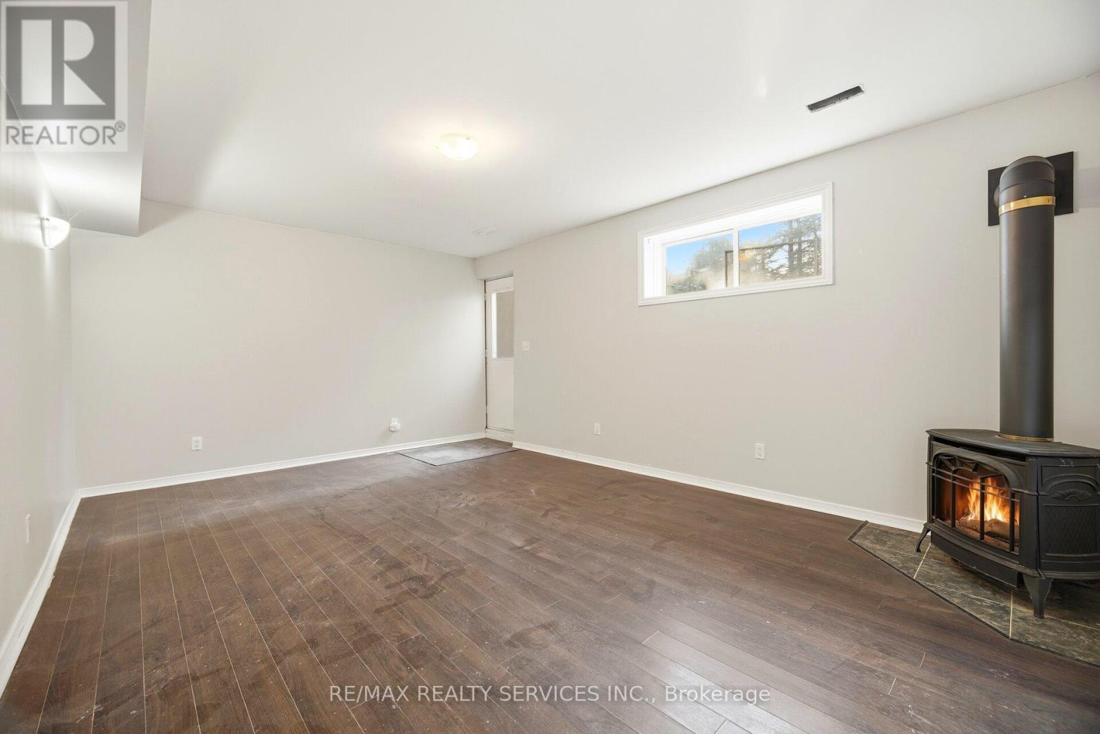 15 Margaret Street, Thorold, Ontario  L0S 1K0 - Photo 37 - X12682790