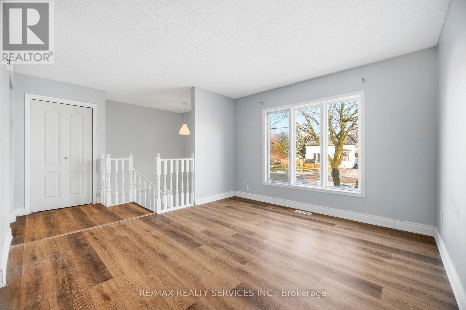 15 Margaret Street, Thorold, Ontario  L0S 1K0 - Photo 8 - X12682790