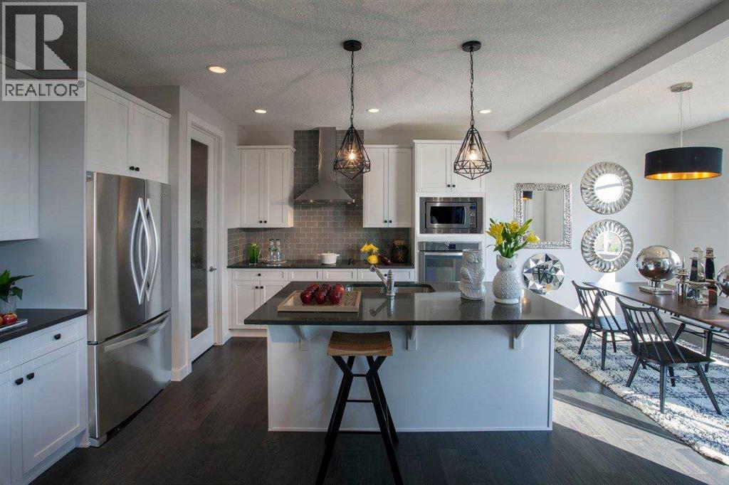 51 Sunrise Heath, Cochrane, Alberta  T4C 3C5 - Photo 3 - A2256885