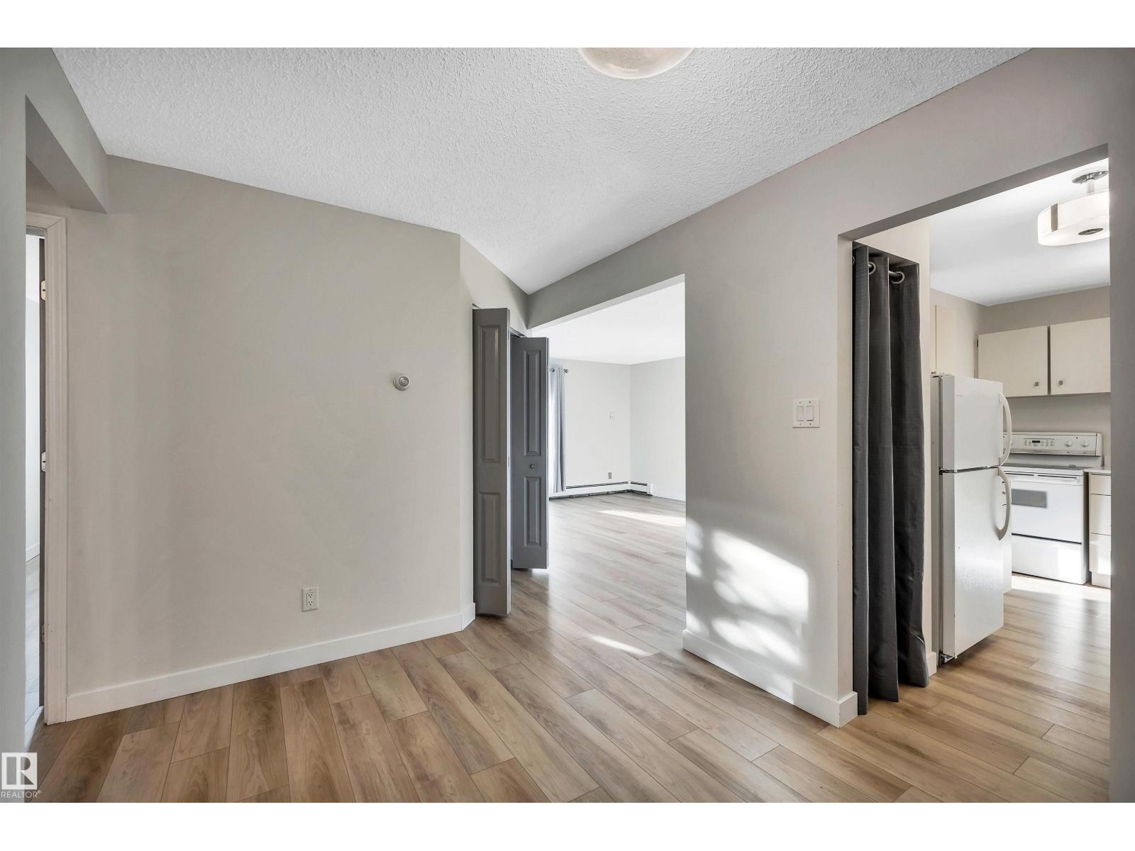 3023 Tudor Gl, St. Albert, Alberta  T8N 3V4 - Photo 13 - E4469463