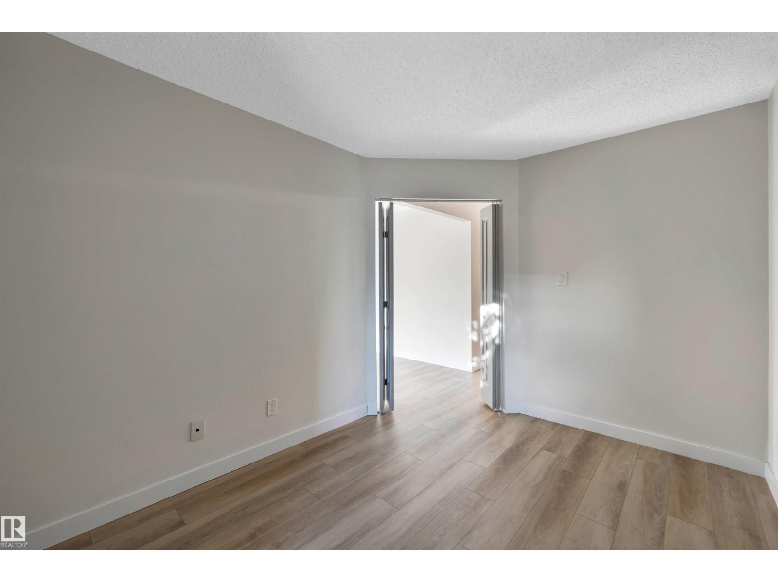 3023 Tudor Gl, St. Albert, Alberta  T8N 3V4 - Photo 17 - E4469463