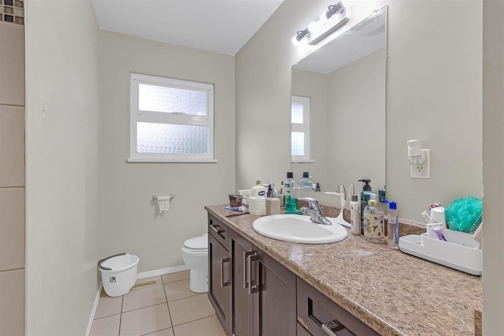 8841 140a Street, Surrey, British Columbia  V3V 7H1 - Photo 11 - R3077903