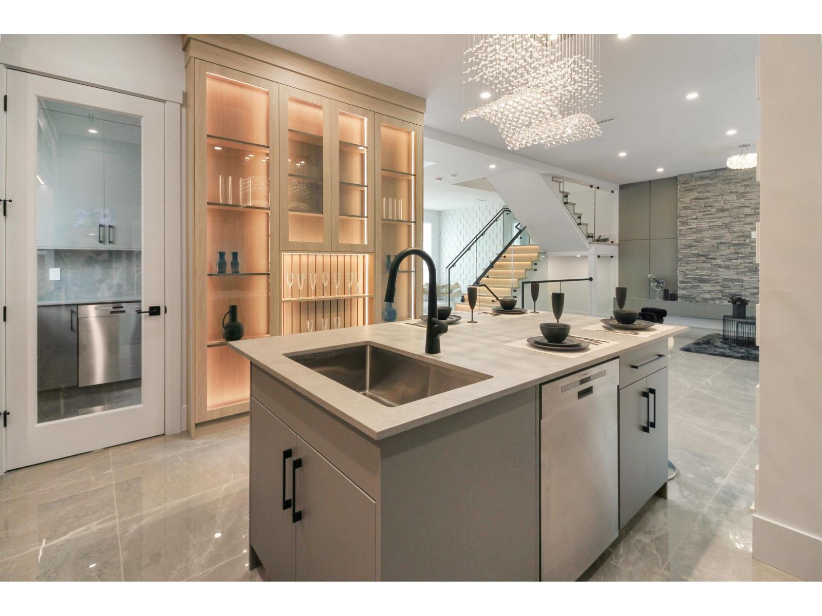 16059 9a Avenue, Surrey, British Columbia  V4A 9A7 - Photo 13 - R3077850