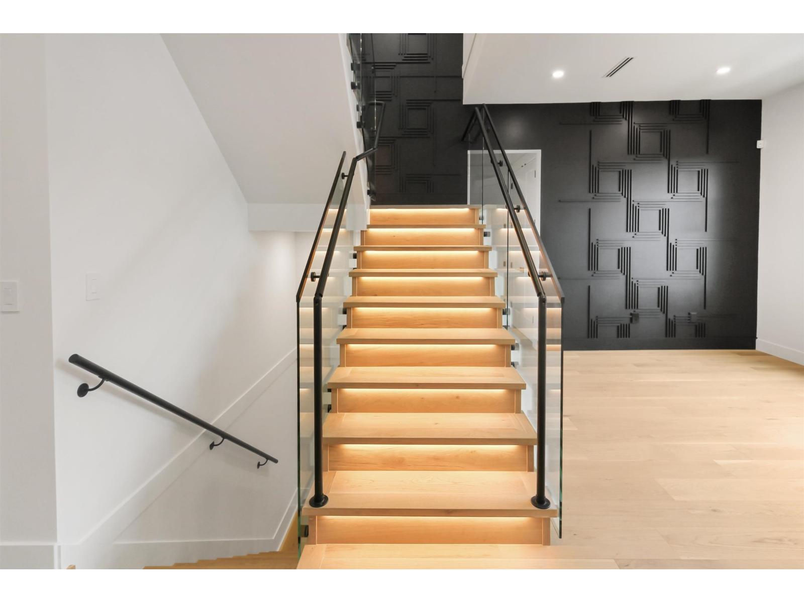 16019 9a Avenue, Surrey, British Columbia  V4A 9A7 - Photo 15 - R3077861