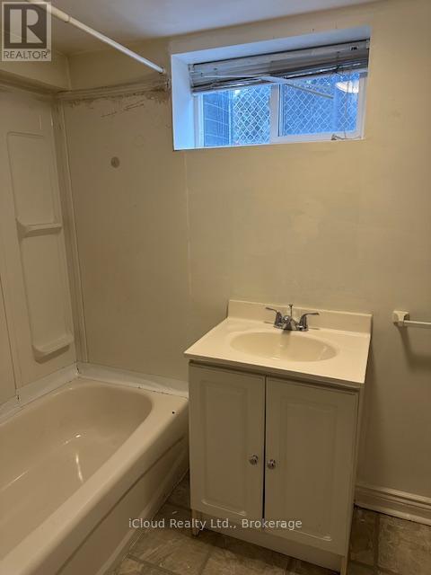 38 Kawartha Avenue, Oshawa, Ontario  L1H 3Y8 - Photo 16 - E12678888