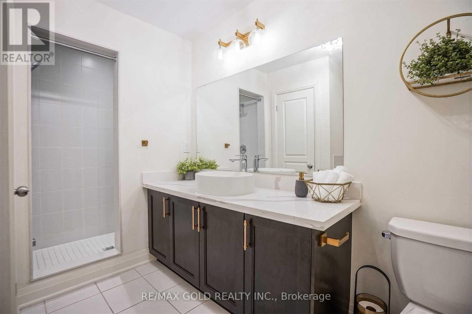 116 Aspen Hills Road, Brampton, Ontario  L6Y 0H7 - Photo 20 - W12655822