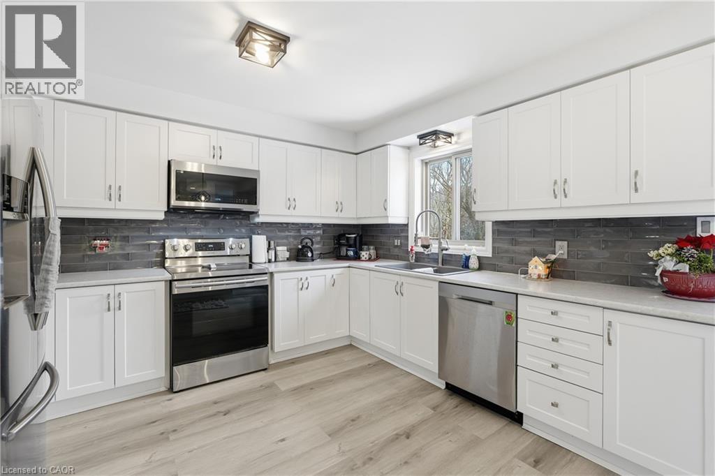 66 Suffolk Street, Ancaster, Ontario  L9K 1M9 - Photo 6 - 40796669