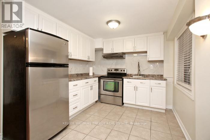 1646 Quail Run Drive, Oshawa, Ontario  L1K 0L9 - Photo 4 - E12682876