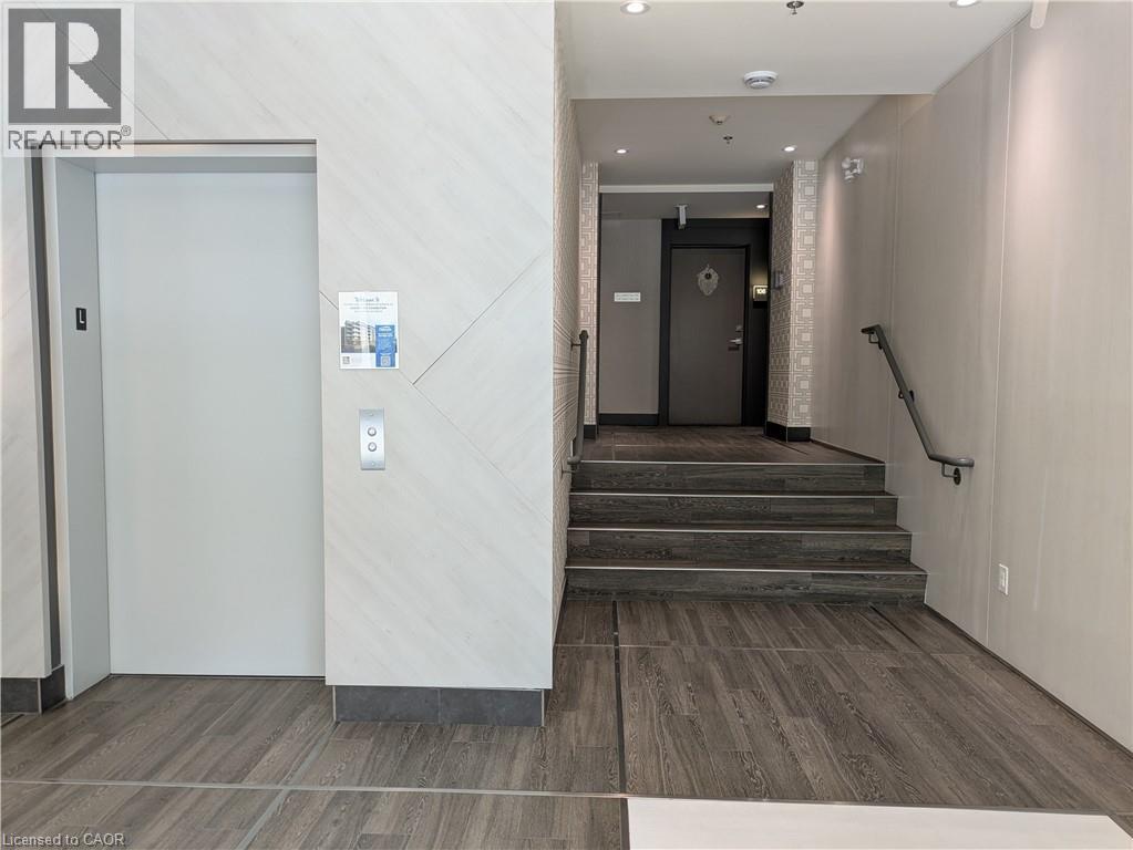 467 Charlton Avenue E Unit# 103, Hamilton, Ontario  L3M 0B3 - Photo 6 - 40767888