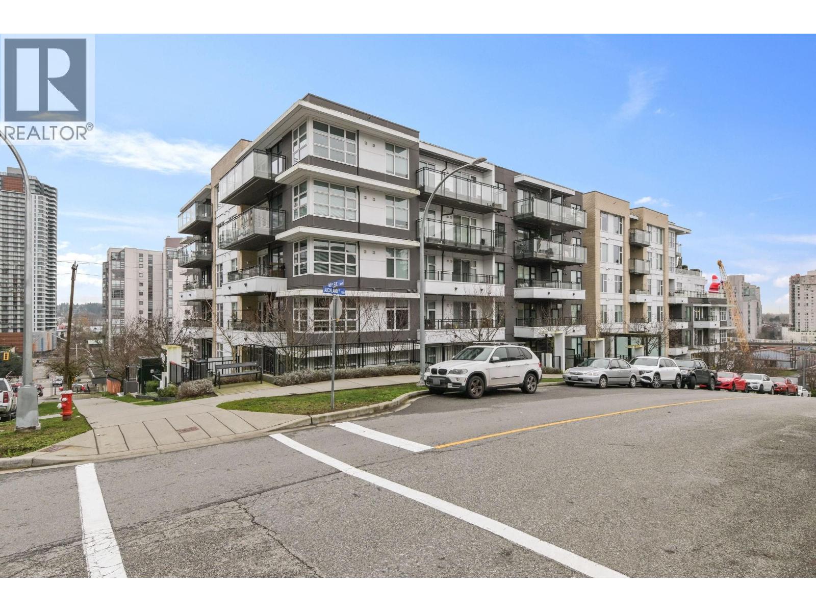 1020 AUCKLAND STREET, New Westminster, British Columbia