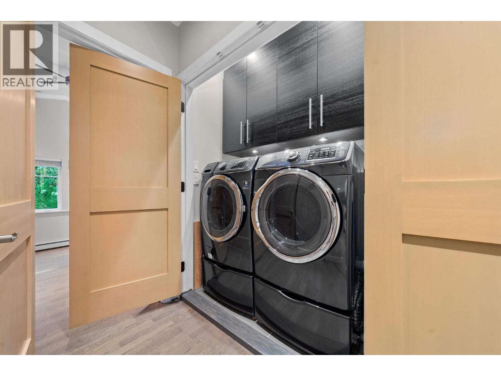 2140 Pemberton Avenue, North Vancouver, British Columbia  V7P 2T1 - Photo 18 - R3077963