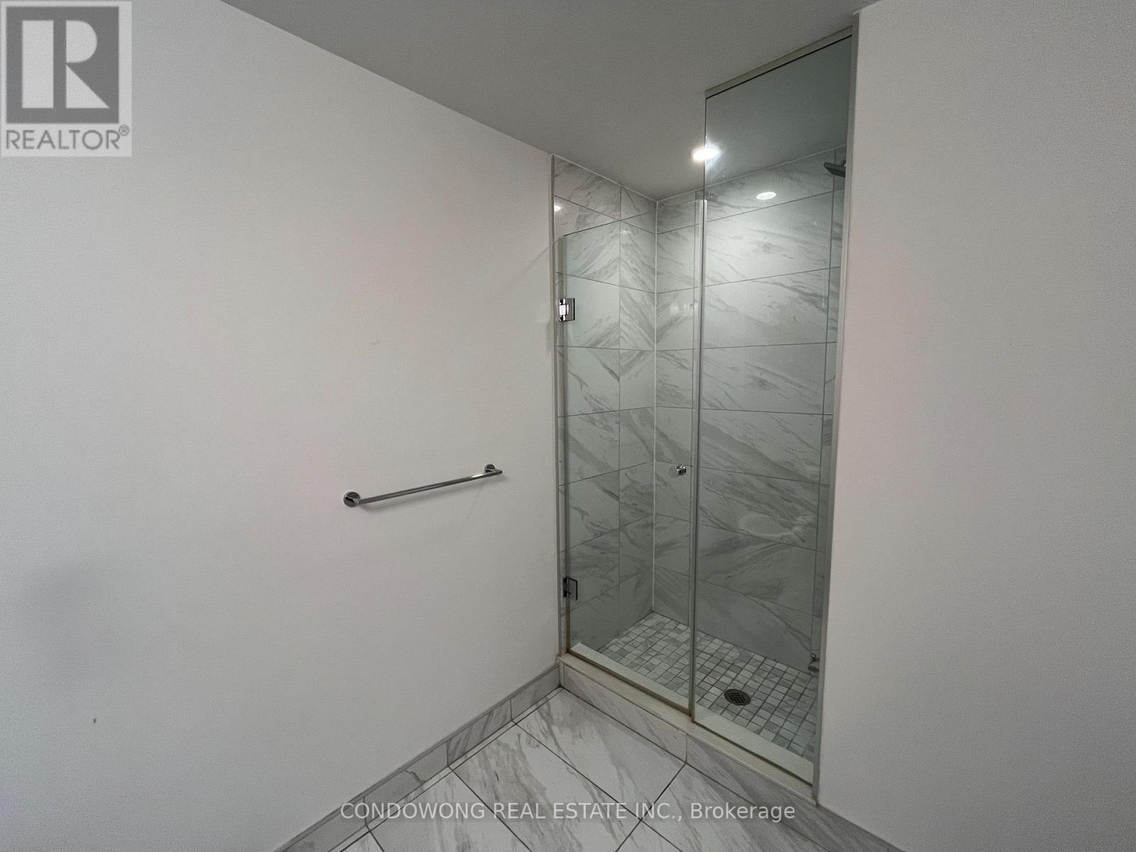 2716 - 85 Wood Street, Toronto, Ontario  M4Y 0E8 - Photo 13 - C12682848