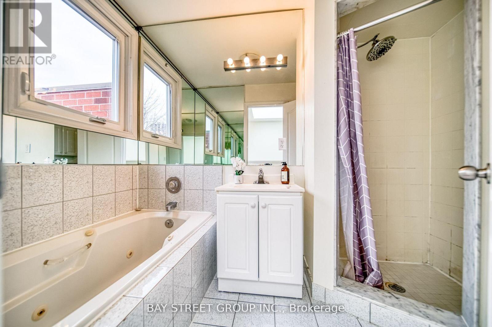 228 Shuter Street, Toronto, Ontario  M5A 4M9 - Photo 31 - C12682868