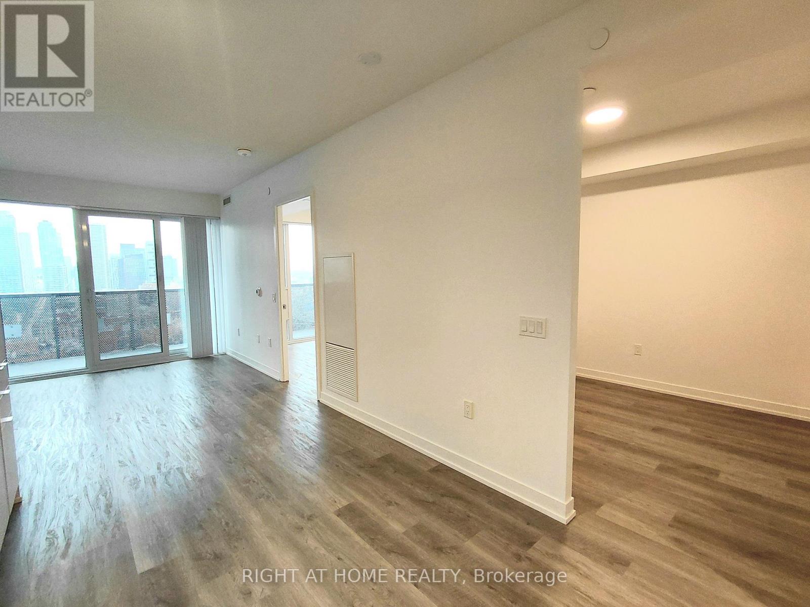 2602 - 55 Cooper Street, Toronto, Ontario  M5E 0G1 - Photo 12 - C12682874
