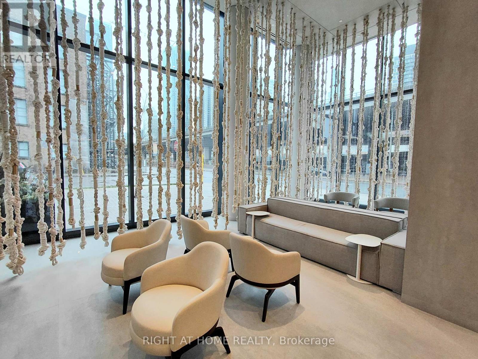 2602 - 55 Cooper Street, Toronto, Ontario  M5E 0G1 - Photo 2 - C12682874