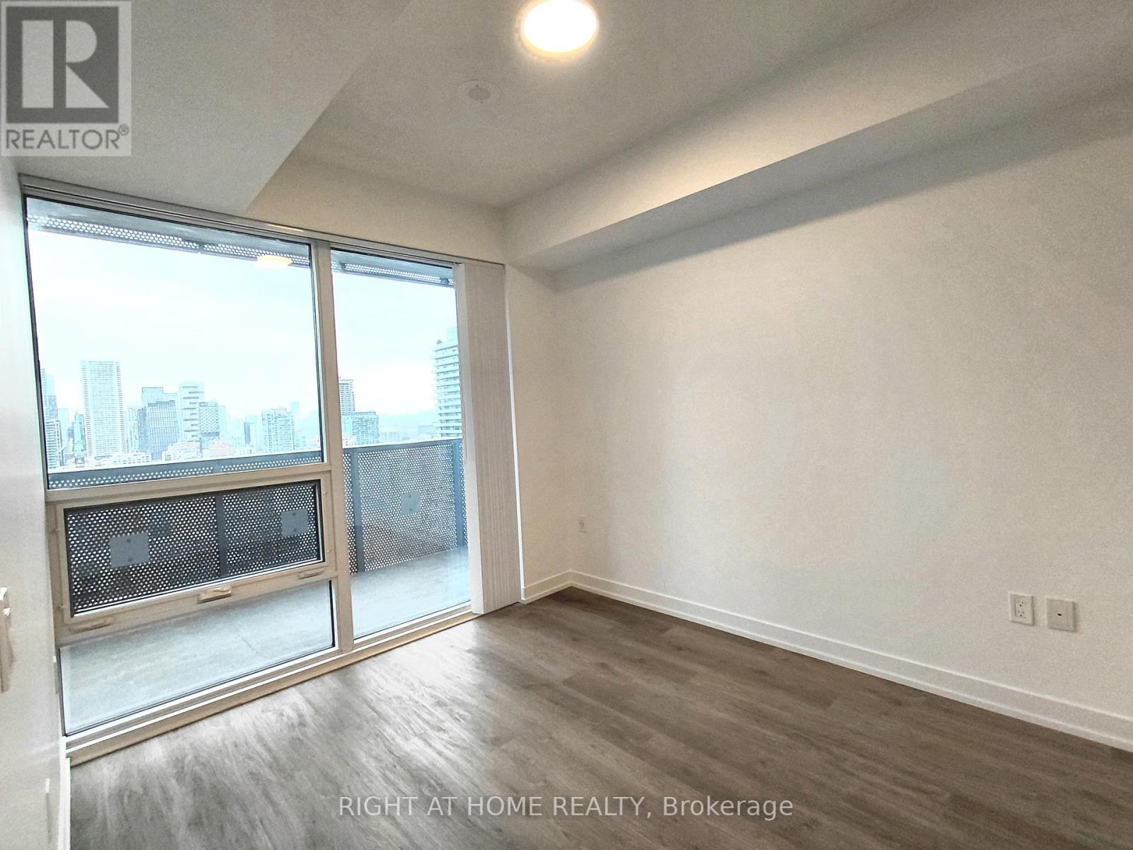 2602 - 55 Cooper Street, Toronto, Ontario  M5E 0G1 - Photo 9 - C12682874