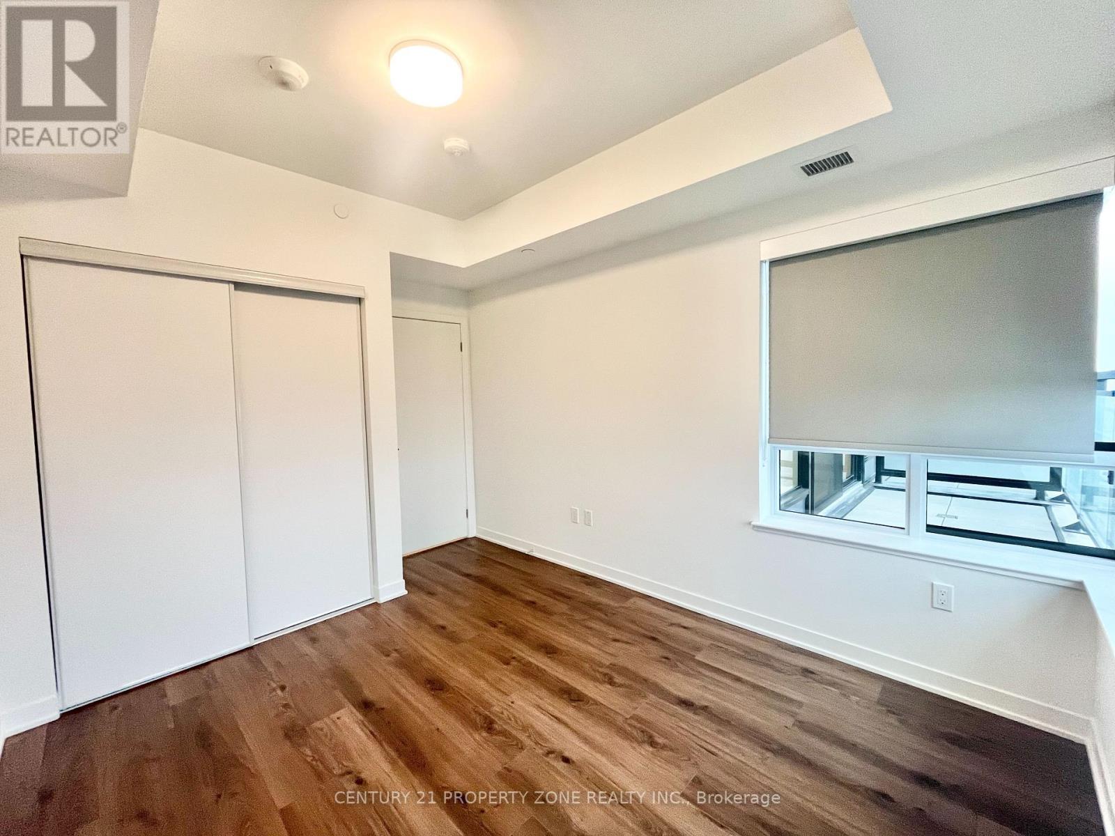 409 - 395 Dundas Street W, Oakville, Ontario  L6M 5R8 - Photo 14 - W12682838