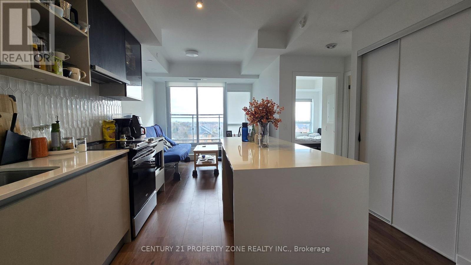 409 - 395 Dundas Street W, Oakville, Ontario  L6M 5R8 - Photo 7 - W12682838