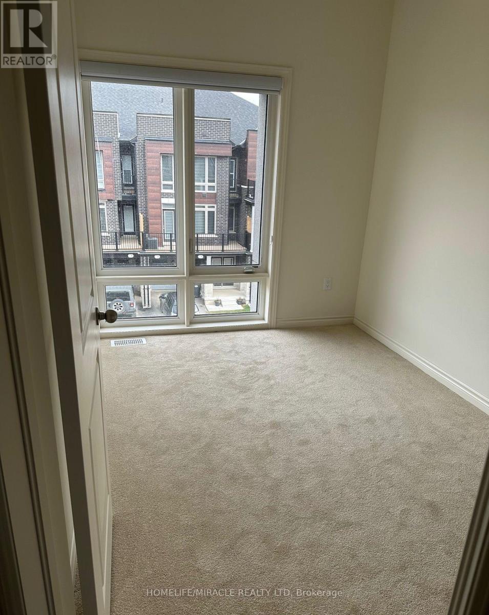 18 Arrowview Drive, Brampton, Ontario  L7A 5H7 - Photo 17 - W12682842