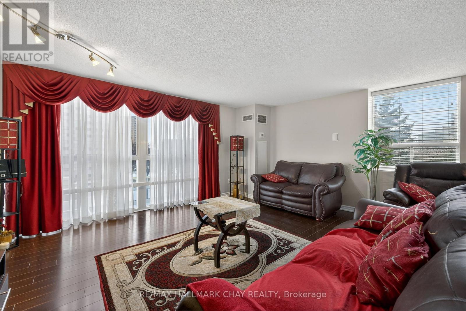 501 - 3650 Kaneff Crescent, Mississauga, Ontario  L5A 4A1 - Photo 21 - W12682862