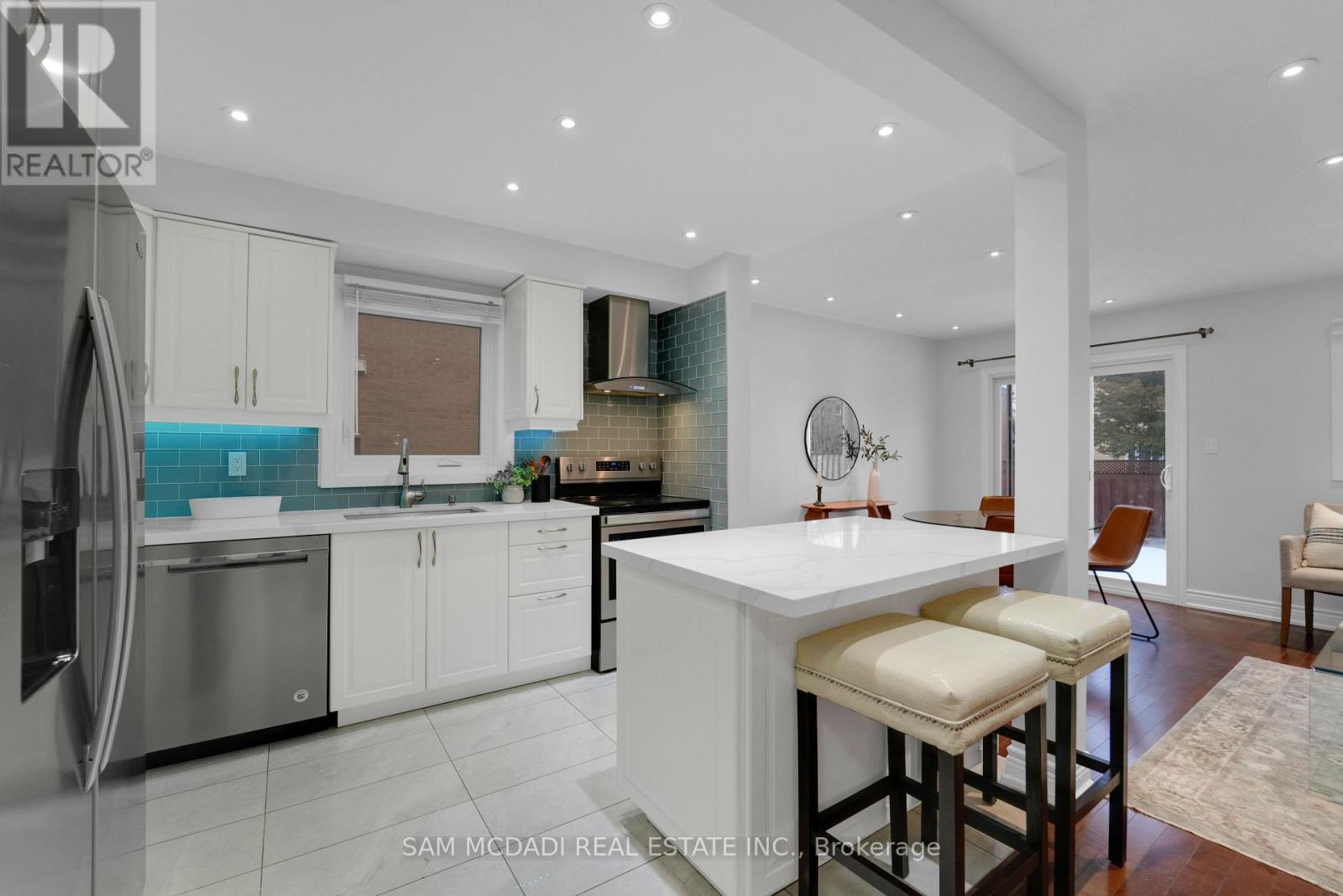 5487 Cosmic Crescent, Mississauga, Ontario  L4Z 3R8 - Photo 11 - W12682878